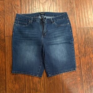 d. jeans Classic Indigo Denim Shorts